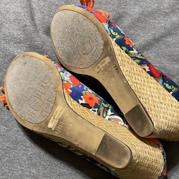 Unisa Peep Toe Wedge - Picture 5 of 6